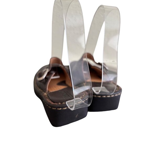 Born Girls Brown Leather Mary Jane Clogs Adjustable Buckle Strap Comfort - Picture 9 of 14